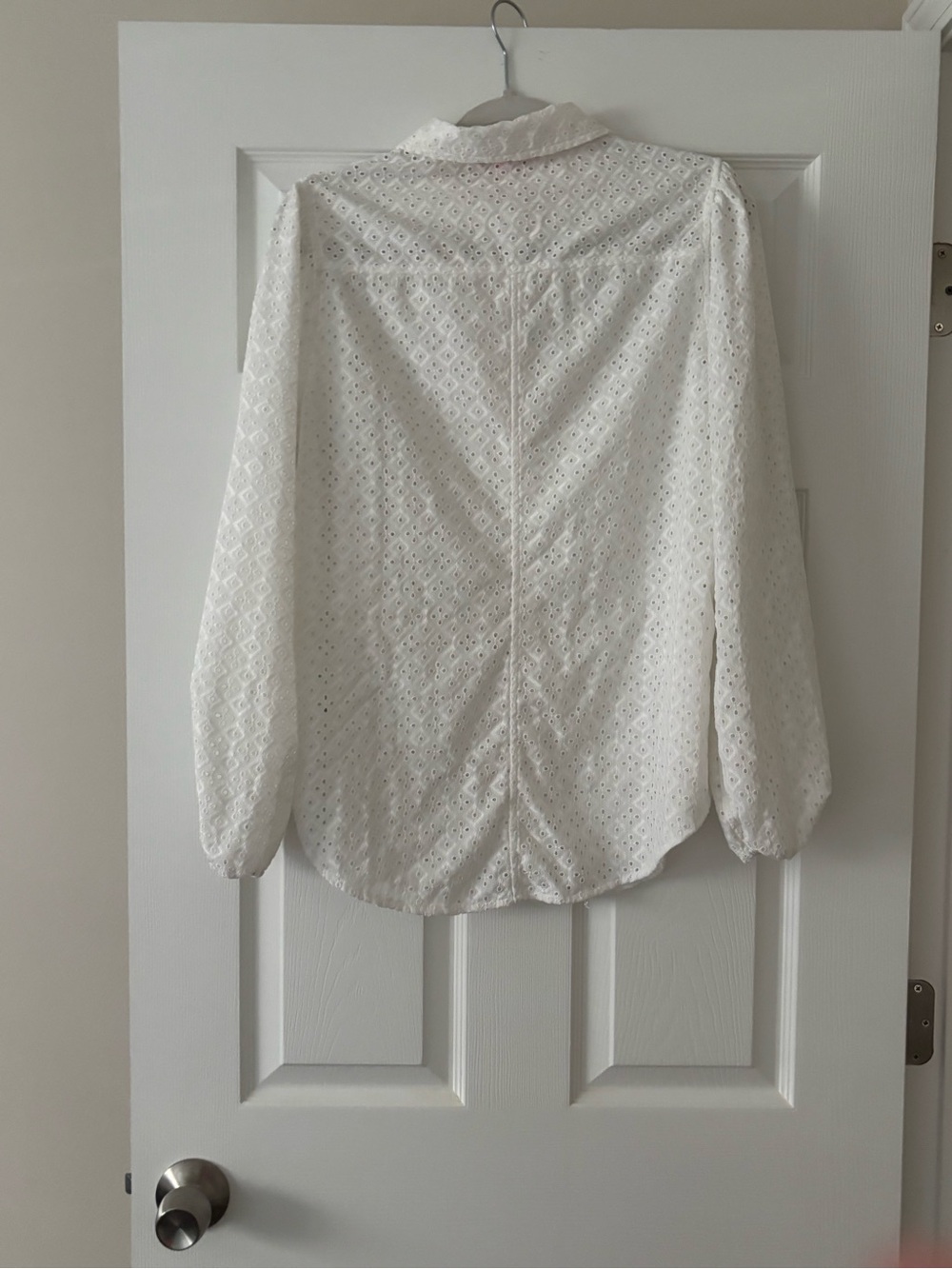 LIlly Pulitzer Sea Breeze Eyelet button down top - Picture 4 of 9